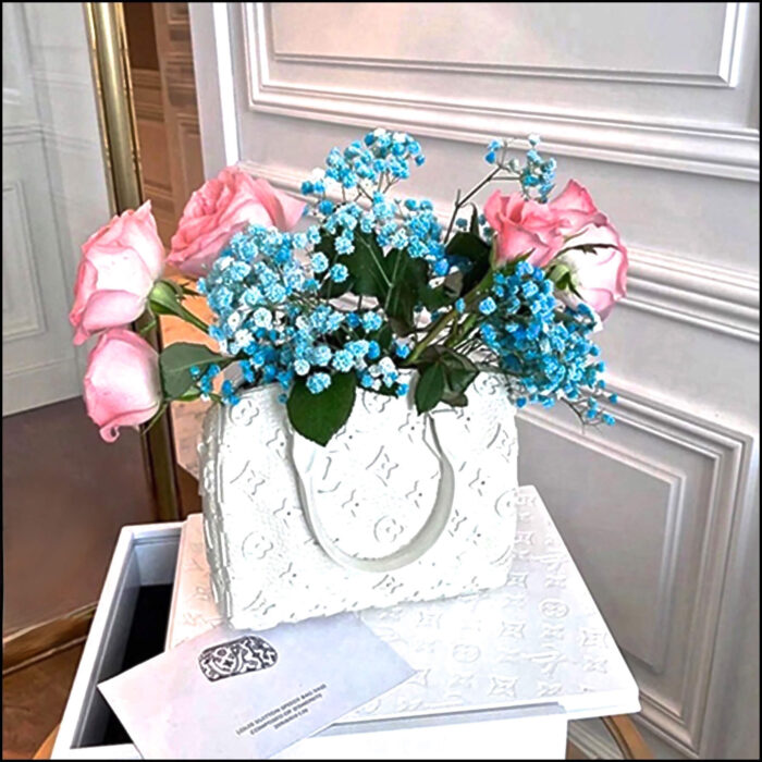 Speedy Couture Vase - Image 2