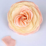 Rêve De Juliette Garden Rose Soap Flower - Image 2