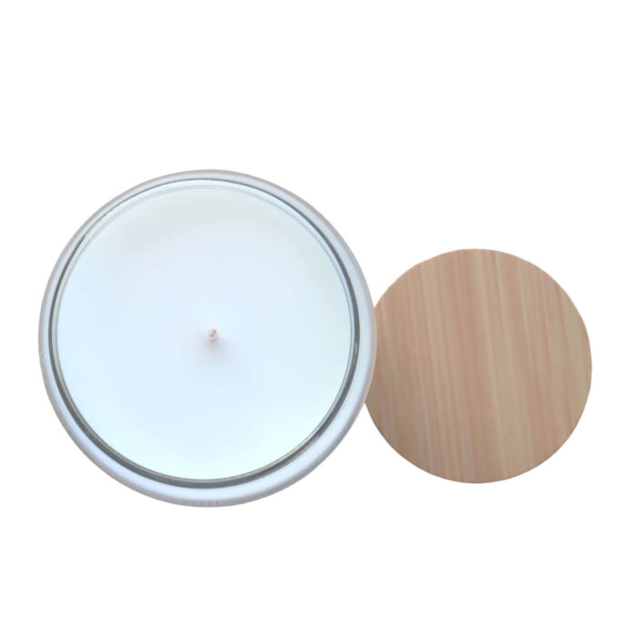 La Famille Scented Candles - Image 2